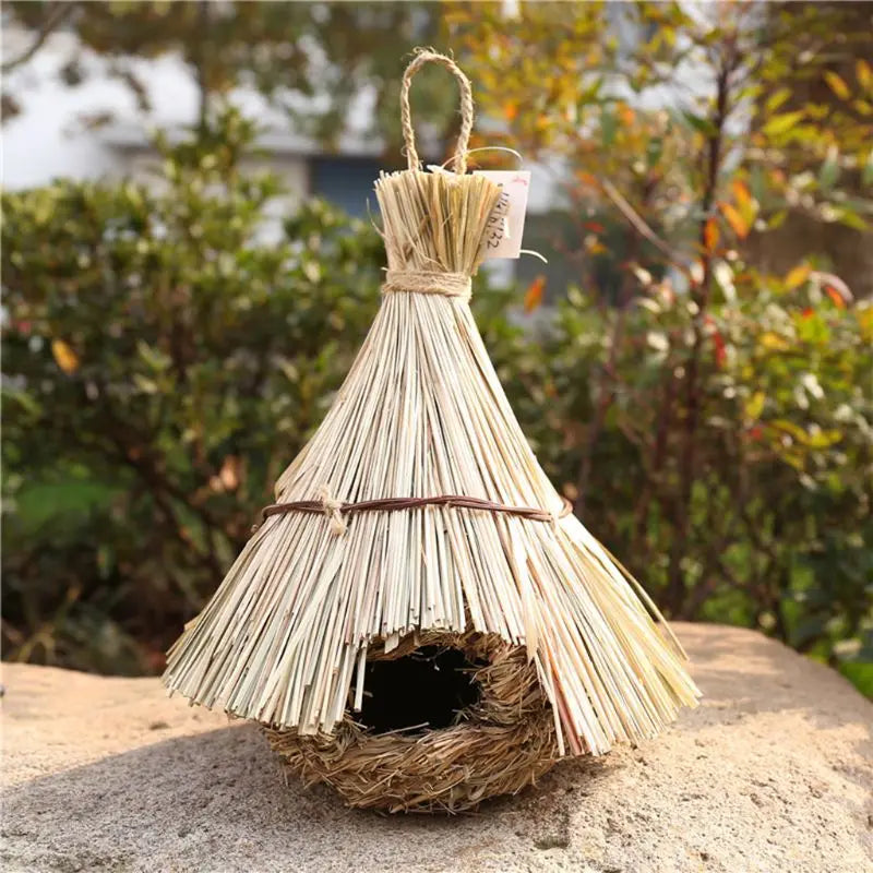 19 Style Birds Nest Bird Cage Natural Grass Egg Cage Bird House Outdoor Decorative Weaved Hanging Parrot Nest Houses Pet Bedroom